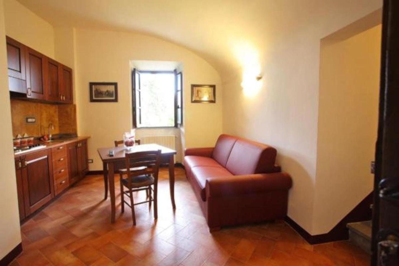 Antico Borgo La Commenda Aparthotel Montefiascone Buitenkant foto