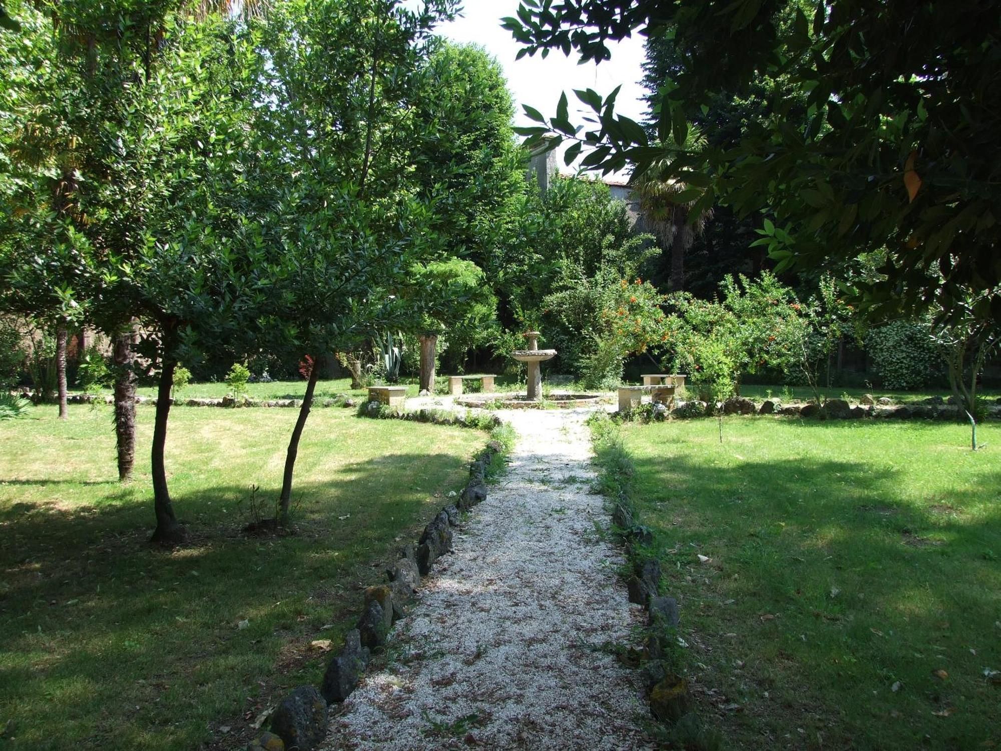 Antico Borgo La Commenda Aparthotel Montefiascone Buitenkant foto